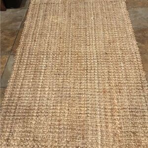 Jute woven rug